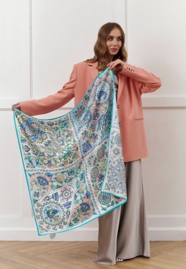 Платок "Русская эмаль"нежная, 90*90, шелк 100% с ручной подшивкой